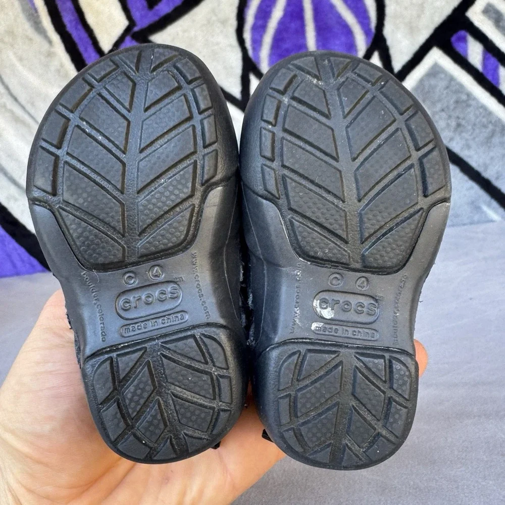 Size‎ 4c - Crocs Dawson BLACK Suede Faux Fur Lined Slip On Shoes TODDLER